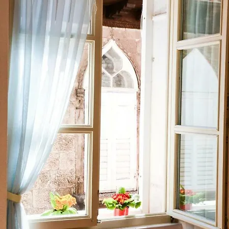 Charming Old Town In Apartamento *